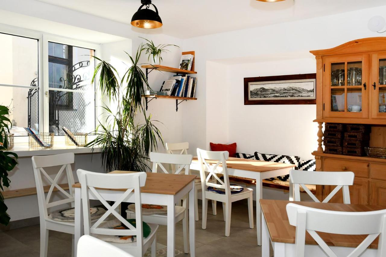 아드몬트 Gastehaus Zeitraum B&B 외부 사진