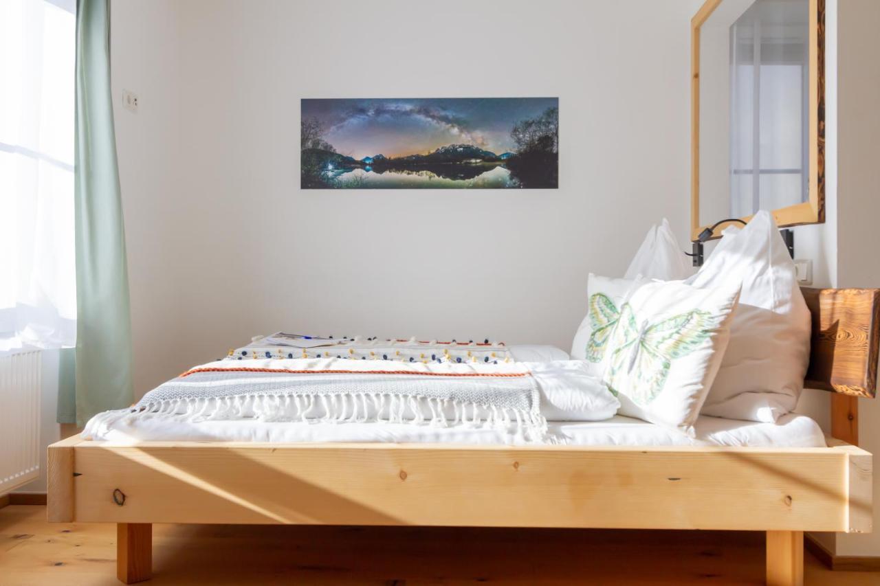 아드몬트 Gastehaus Zeitraum B&B 외부 사진