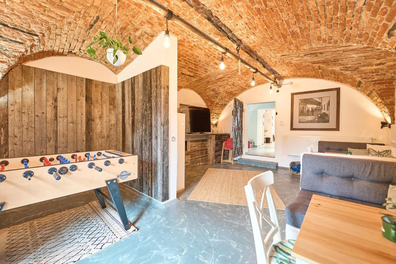 아드몬트 Gastehaus Zeitraum B&B 외부 사진