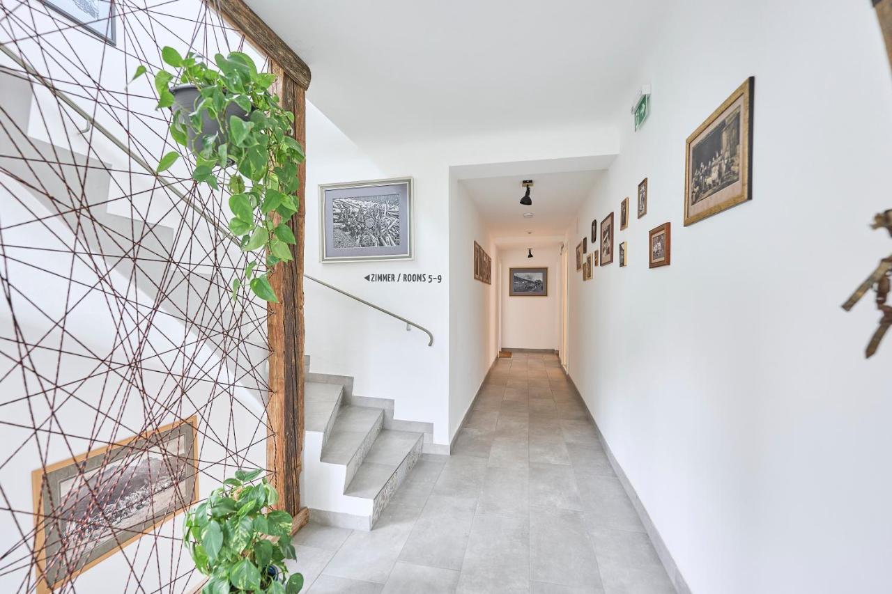 아드몬트 Gastehaus Zeitraum B&B 외부 사진